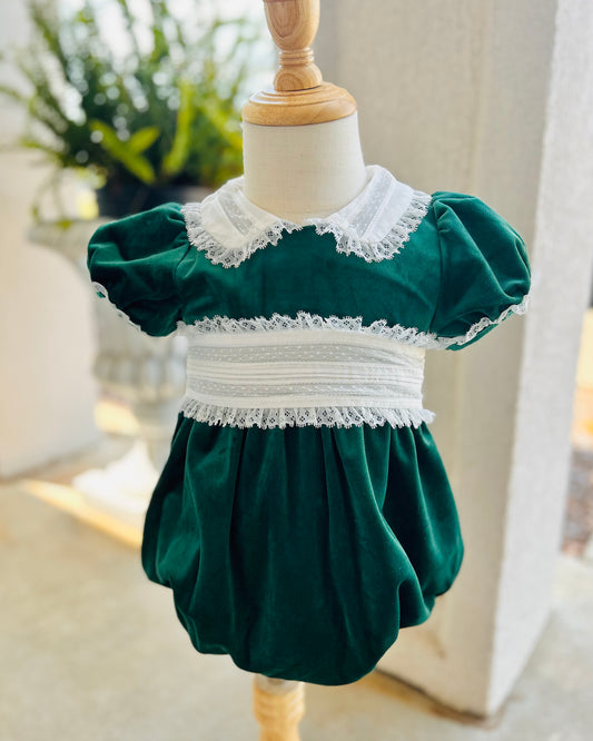 Scarlett’s Velvet Sash Bubble