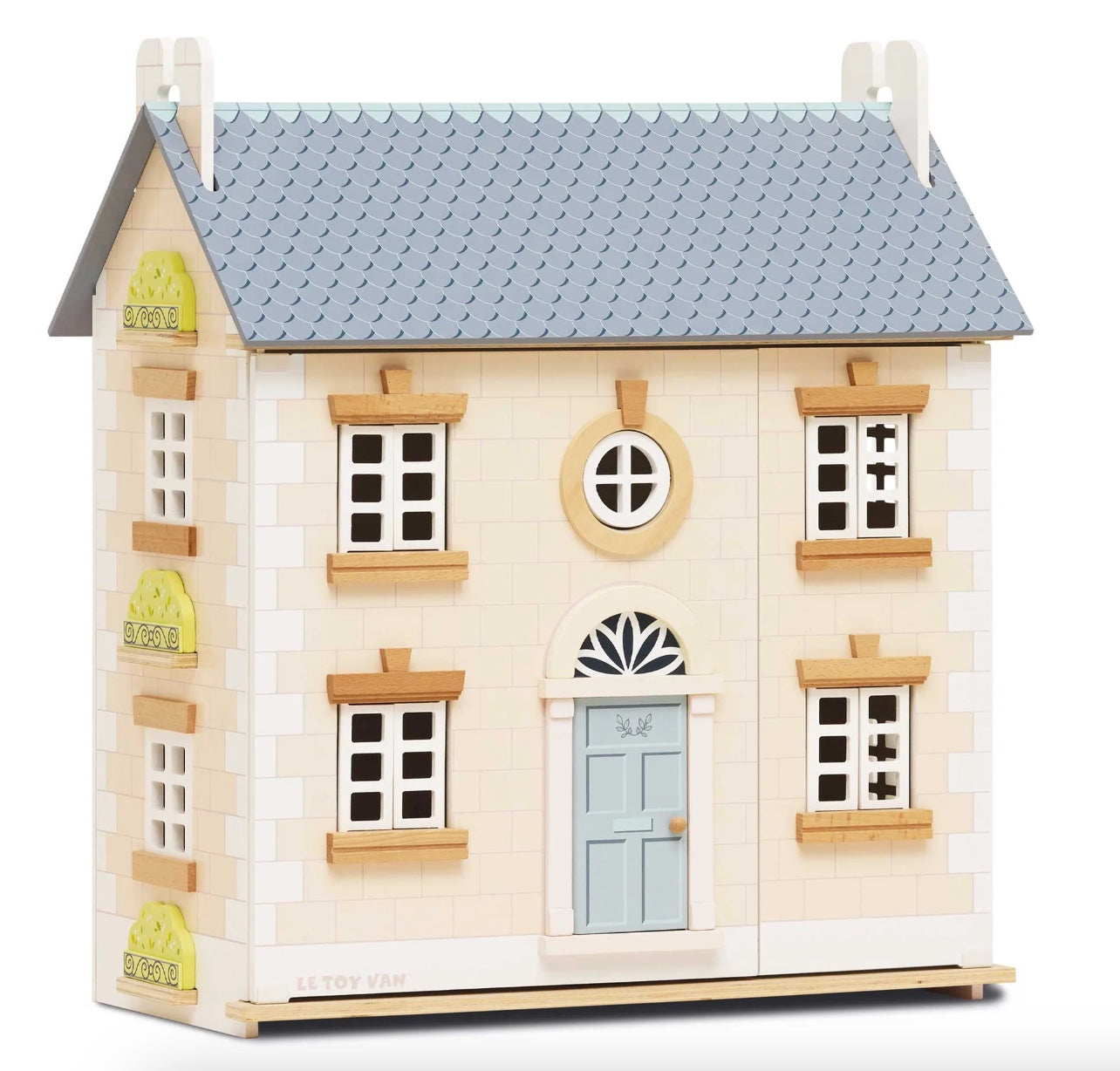 Bay Tree Wooden Doll House