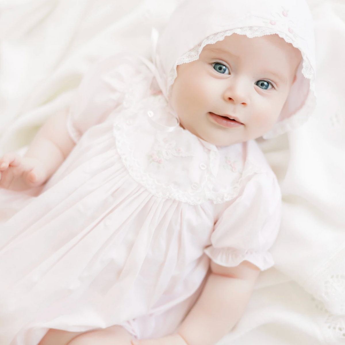 Vintage Bow Pink Bubble