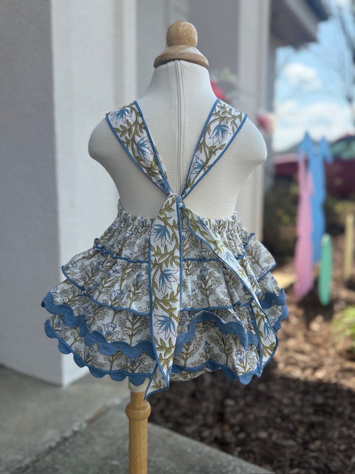 Blue Floral Bubble