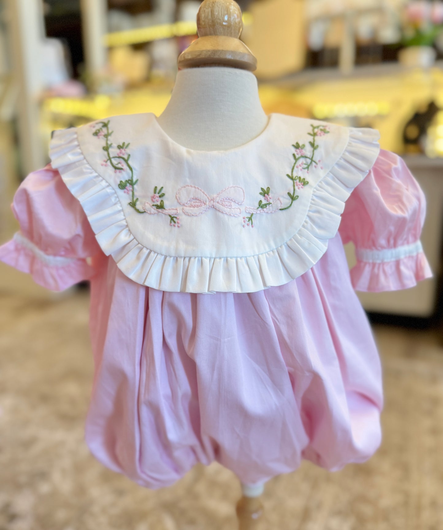 Beatrice Bib Collar Bubble