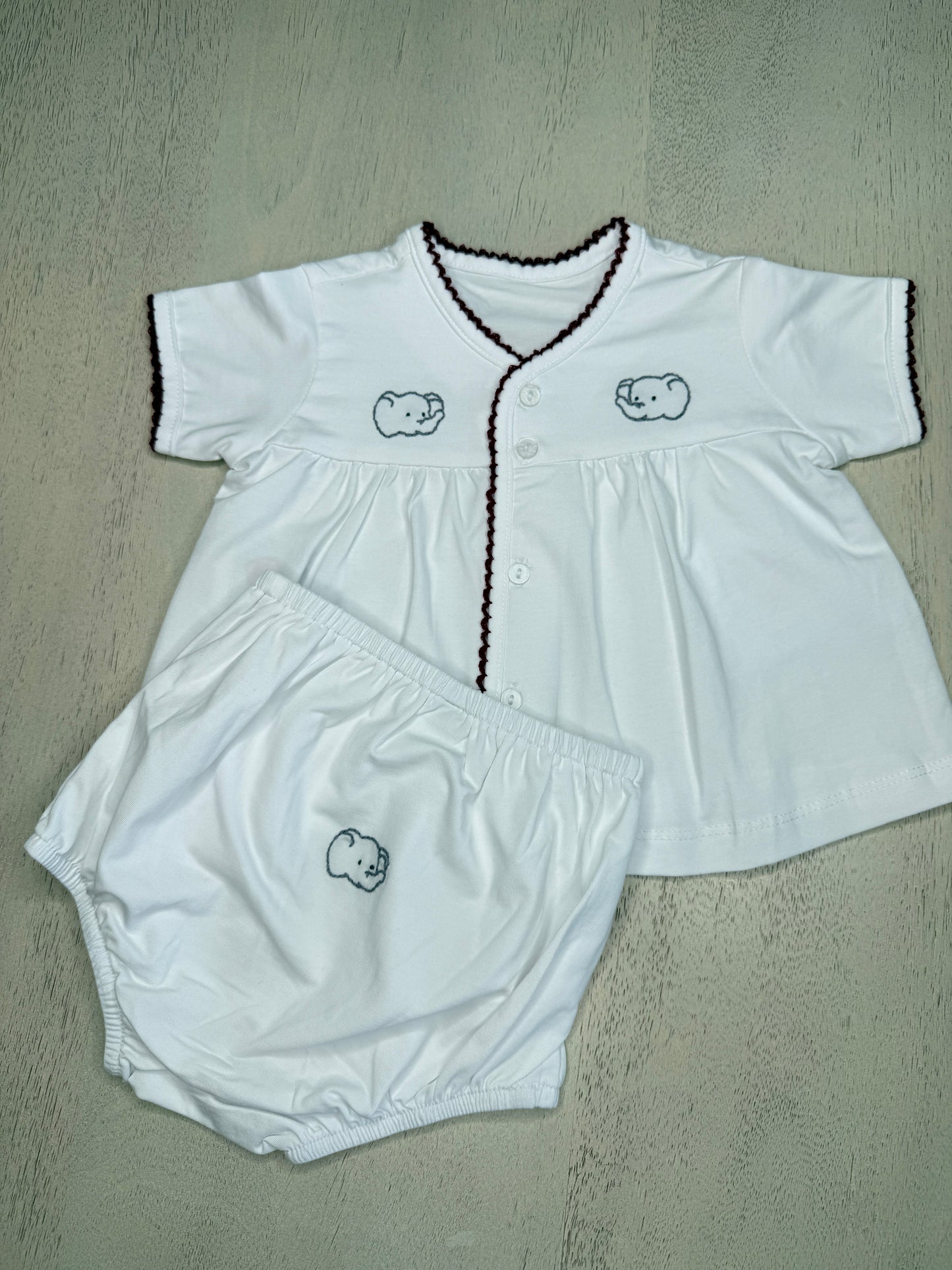 Elephant Crimson Trim Diaper Set