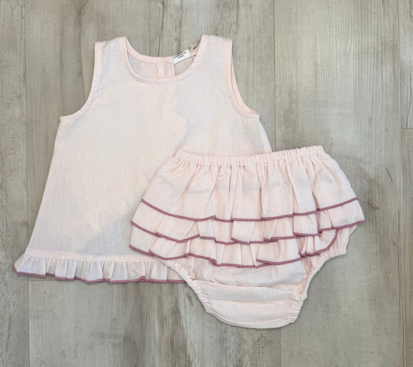 Pink Ruffle Linen Diaper Set