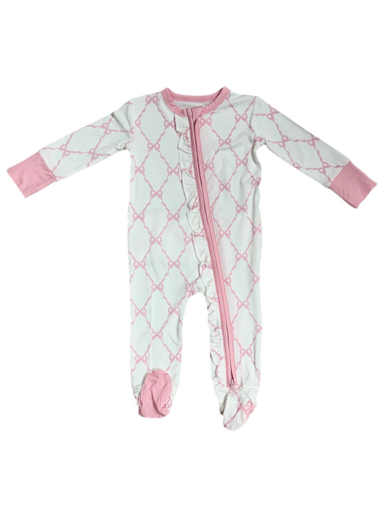 Bow Trellis Footie
