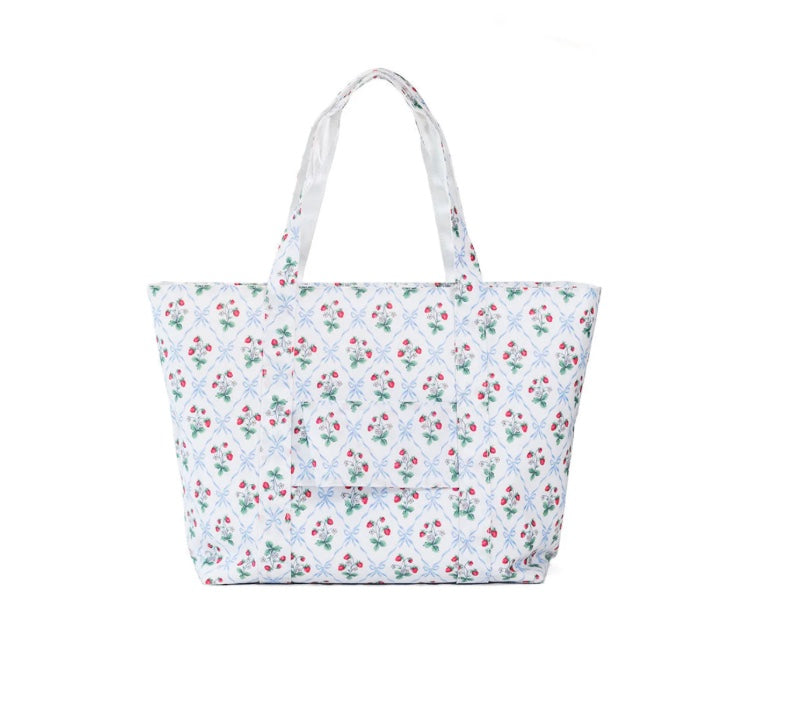 TRVL Berry Nice Jumbo Tote