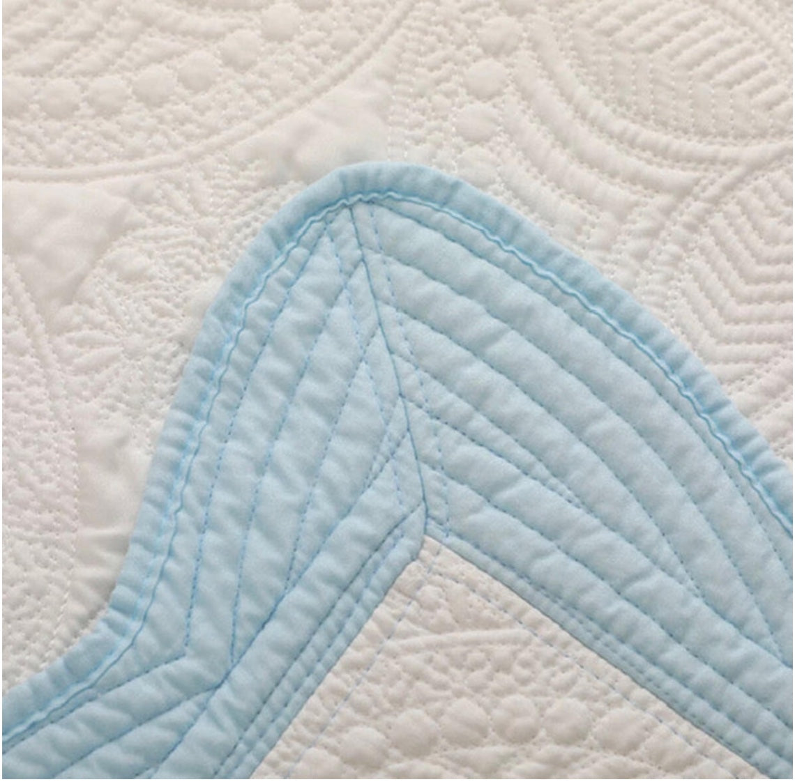 Heirloom Quilt - 7 Colors