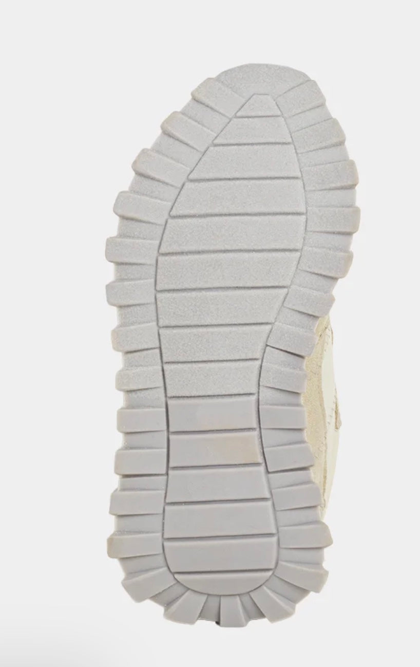 Phoebe Mini Lavender Sneaker