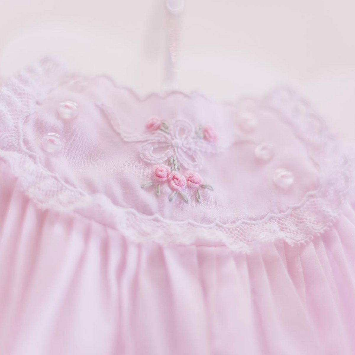 Vintage Bow Pink Bubble