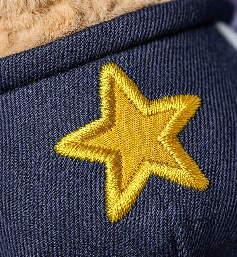 Amuseables Peanut Star Student