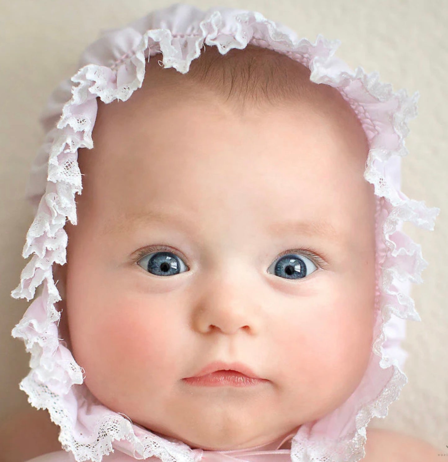 Girls Smocked Lace Bonnet 2149 Three Colors